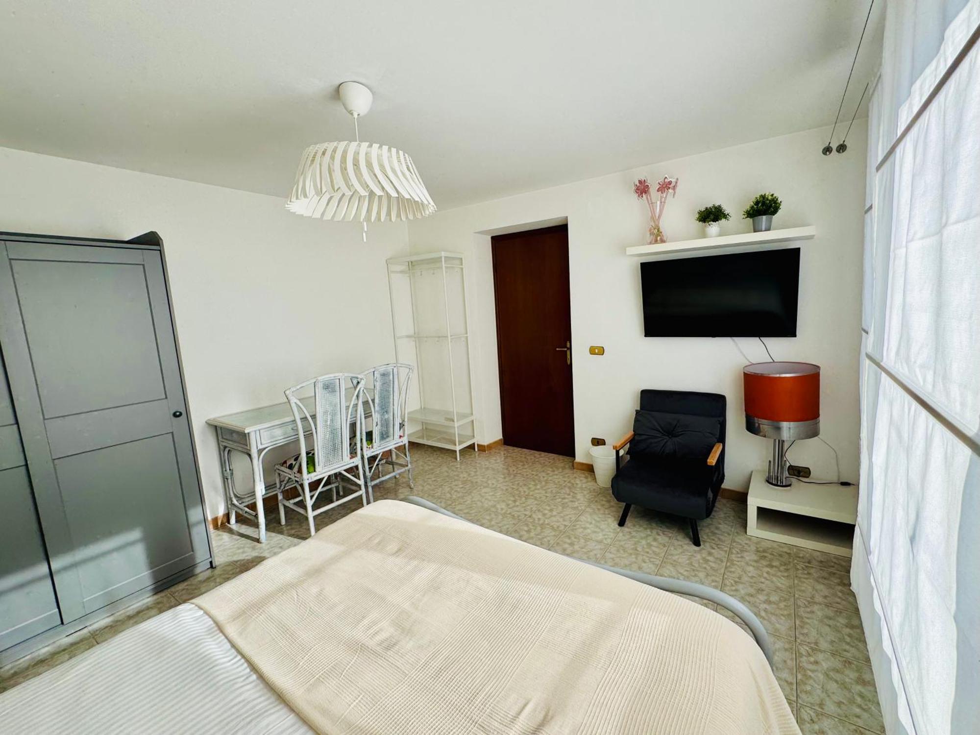 Fil Rouge Hotel Ciampino Exterior photo